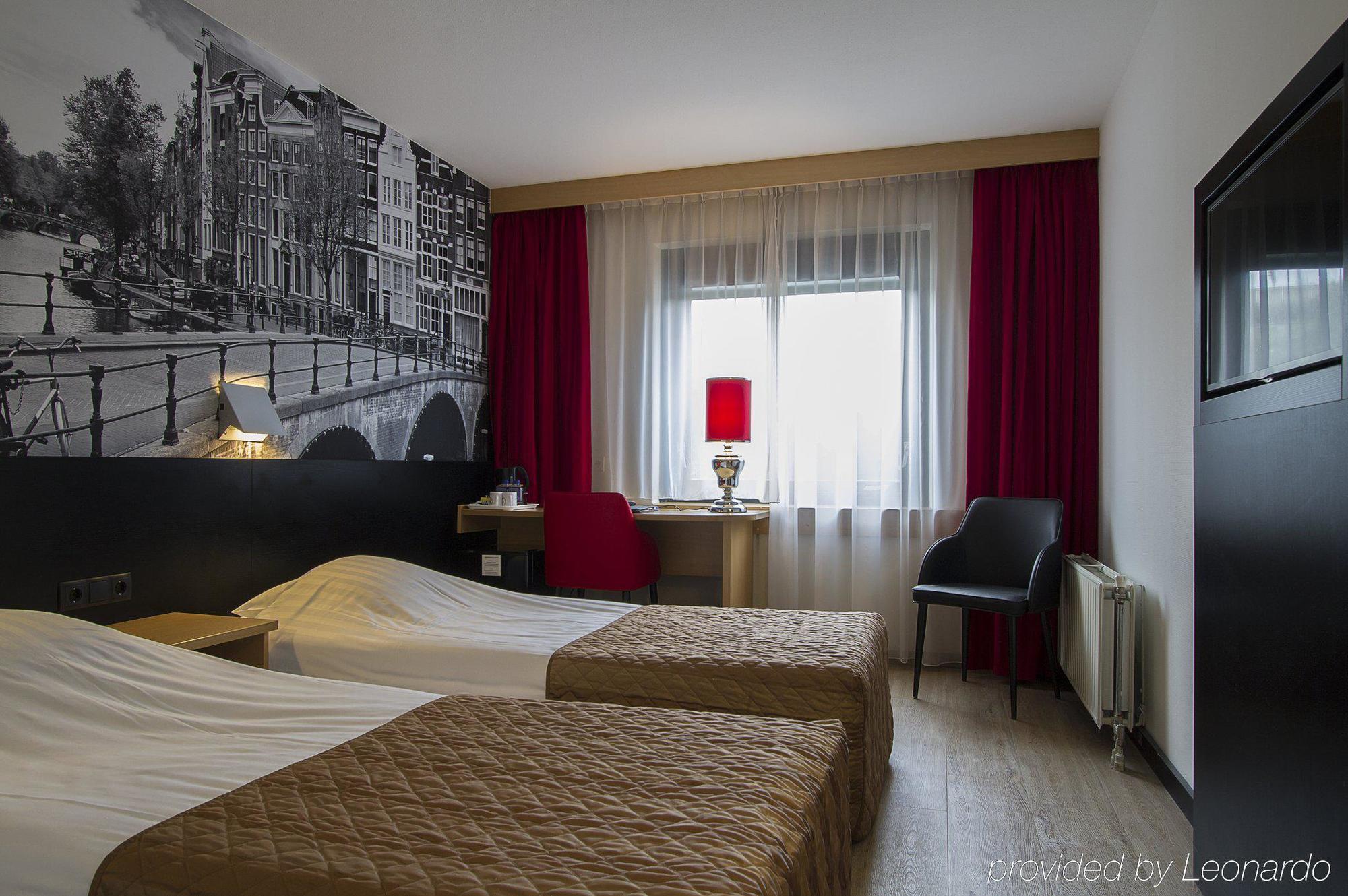 Bastion Hotel Amsterdam Amstel Exterior photo