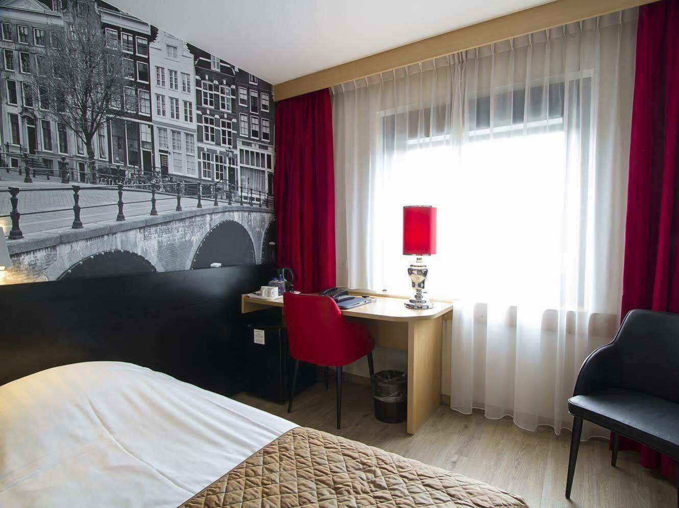 Bastion Hotel Amsterdam Amstel Exterior photo